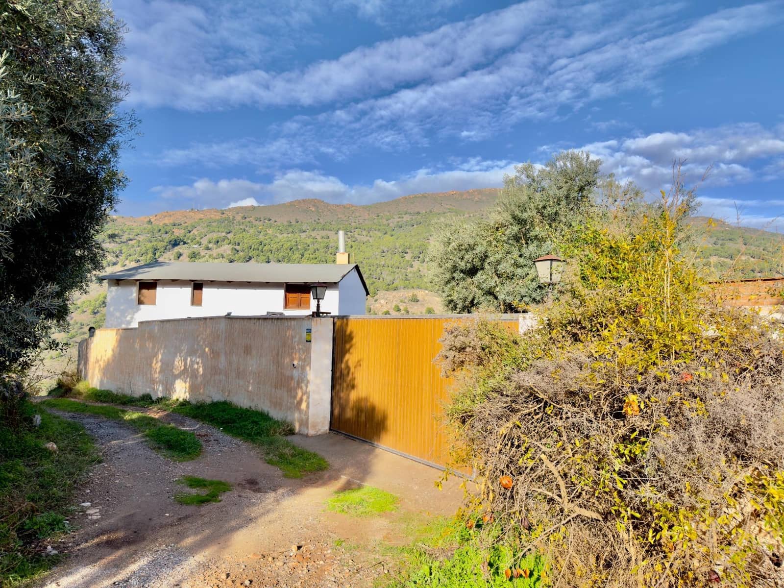 3 Zimmer Villa zu verkaufen in Velez de Benaudalla mit Pool Garage - 390.000 € (Ref: 9470615)