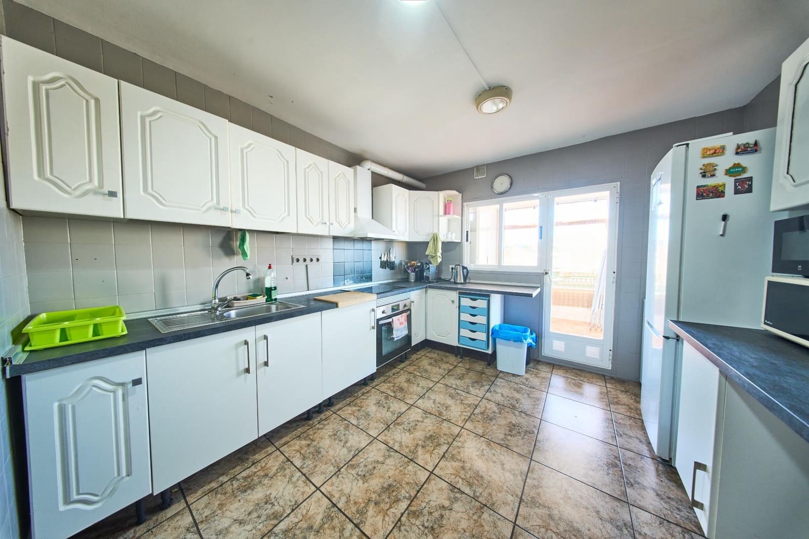 5 sypialnia Penthouse na sprzedaż w Miasto Grenada z garażem - 335 000 € (Ref: 9470967)