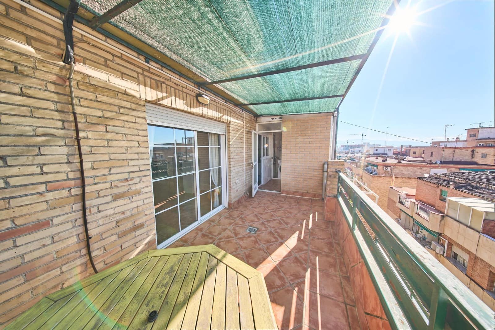 5 sypialnia Penthouse na sprzedaż w Miasto Grenada z garażem - 335 000 € (Ref: 9470967)