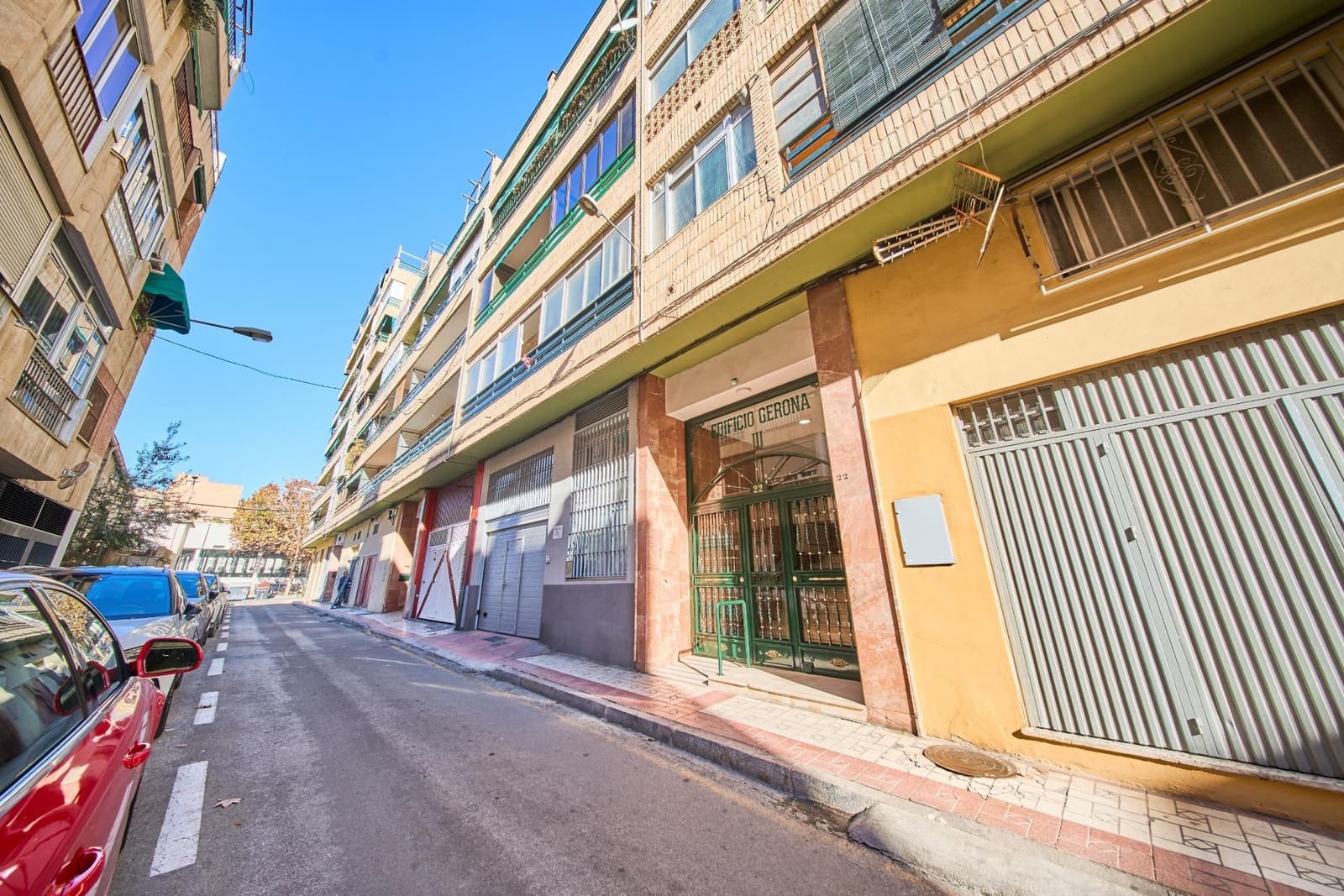 5 slaapkamer Penthouse te koop in Granada stad met garage - € 325.000 (Ref: 9470967)