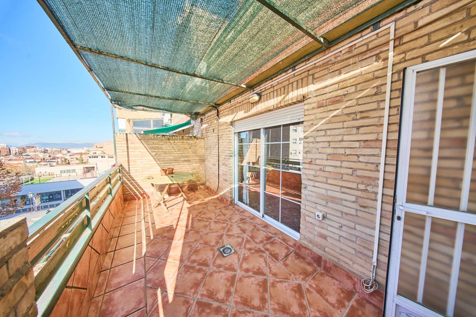 5 slaapkamer Penthouse te koop in Granada stad met garage - € 325.000 (Ref: 9470967)