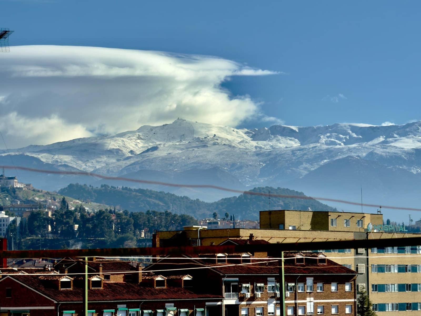 5 bedroom Penthouse for sale in Granada city with garage - € 325,000 (Ref: 9470967)