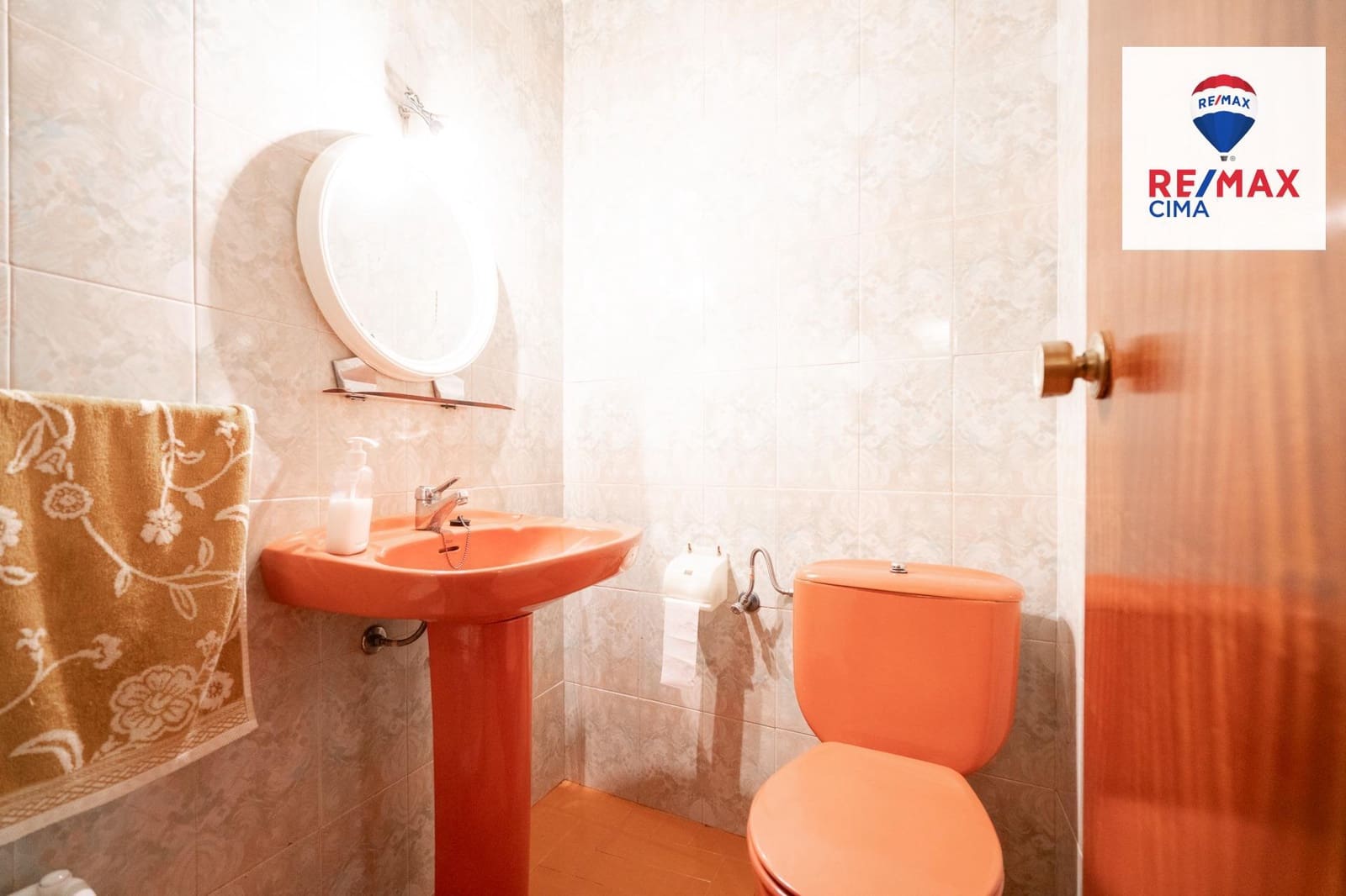 5 slaapkamer Huis te koop in Zujar met garage - € 235.000 (Ref: 9471249)