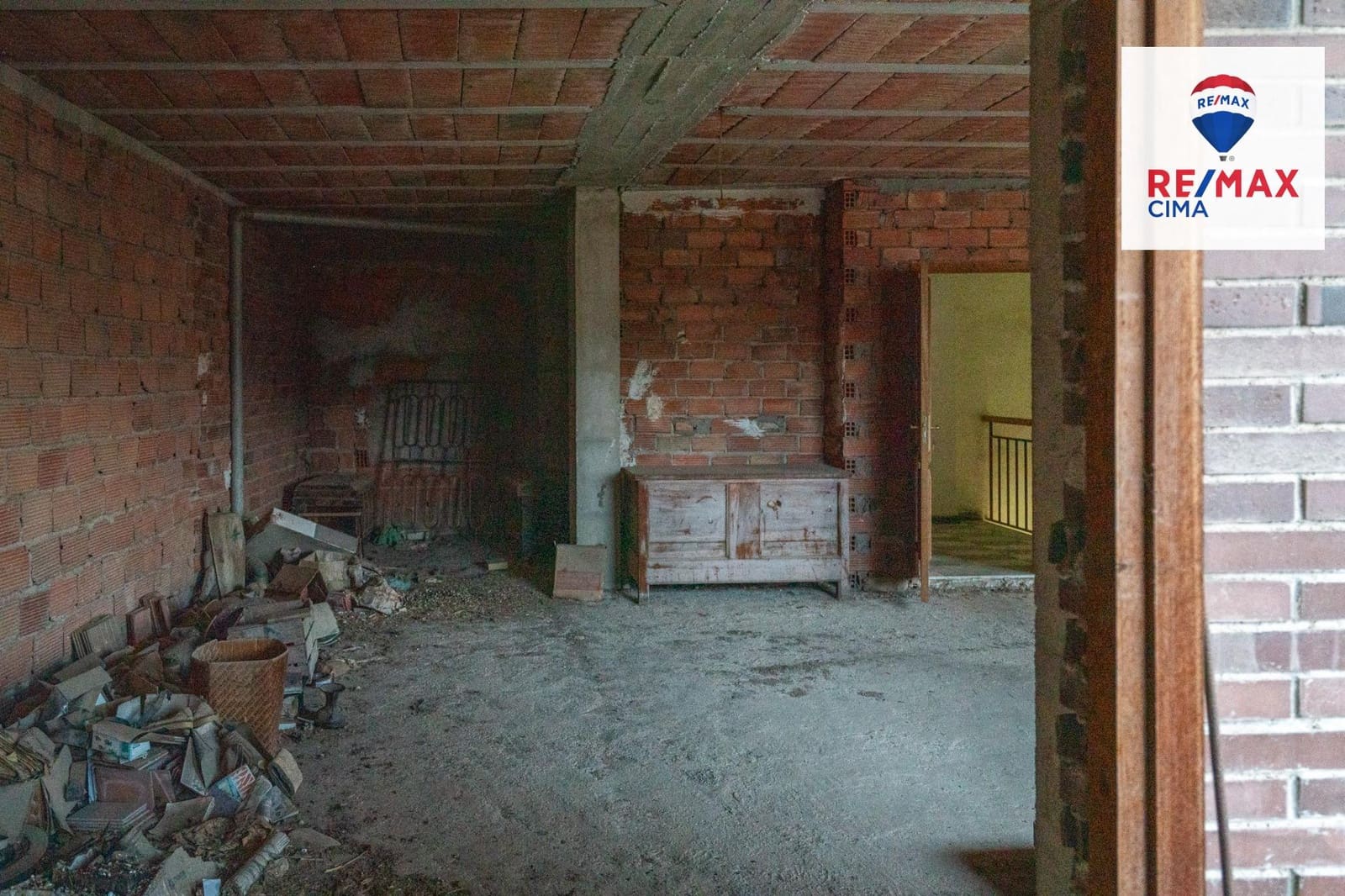 5 slaapkamer Huis te koop in Zujar met garage - € 235.000 (Ref: 9471249)