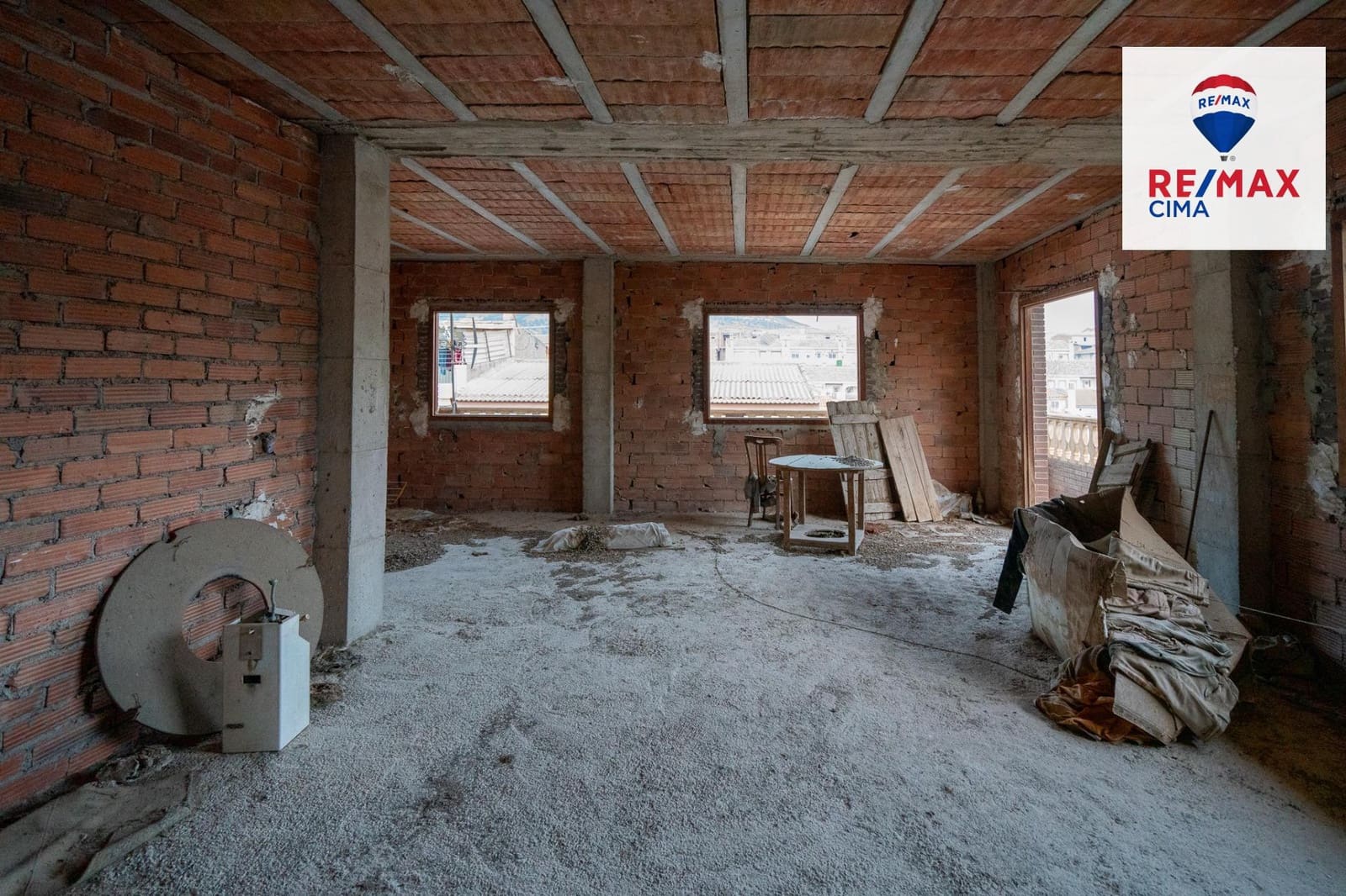 5 slaapkamer Huis te koop in Zujar met garage - € 235.000 (Ref: 9471249)