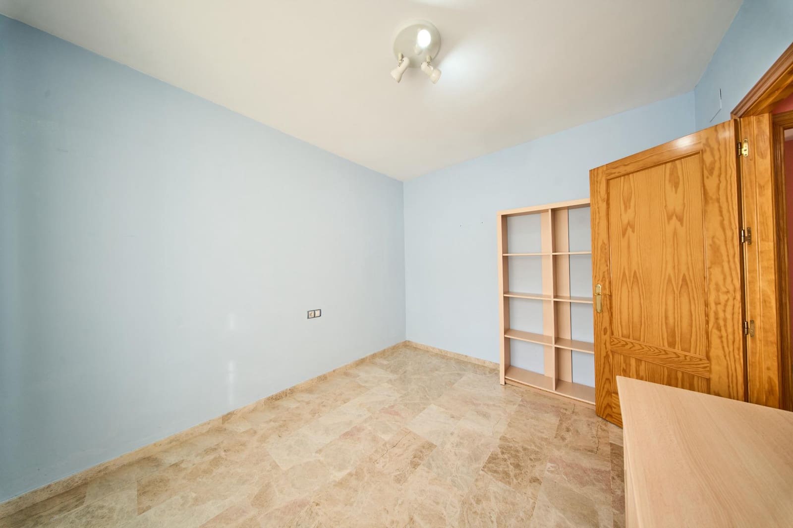 Adosado de 3 habitaciones en Atarfe en venta con garaje - 198.000 € (Ref: 9473120)