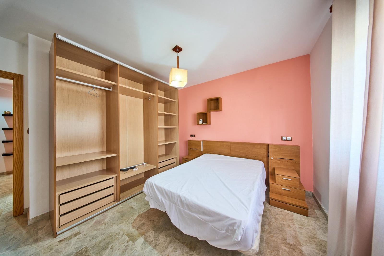 Adosado de 3 habitaciones en Atarfe en venta con garaje - 198.000 € (Ref: 9473120)