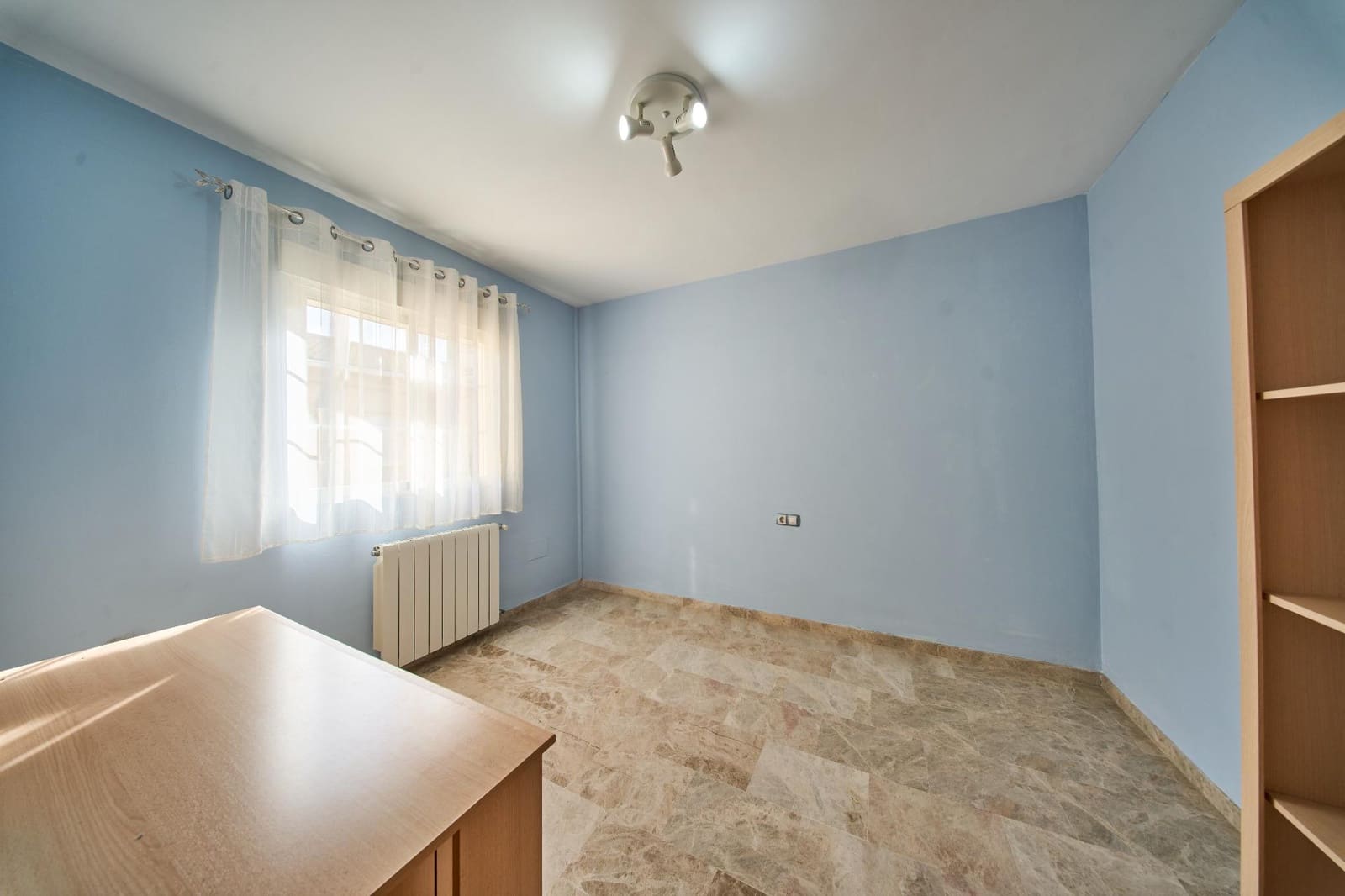 Adosado de 3 habitaciones en Atarfe en venta con garaje - 198.000 € (Ref: 9473120)