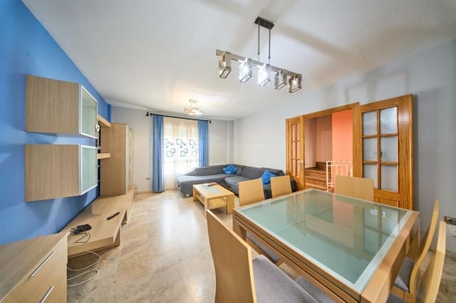 Adosado de 3 habitaciones en Atarfe en venta con garaje - 198.000 € (Ref: 9473120)