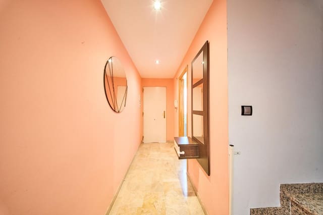 Adosado de 3 habitaciones en Atarfe en venta con garaje - 198.000 € (Ref: 9473120)