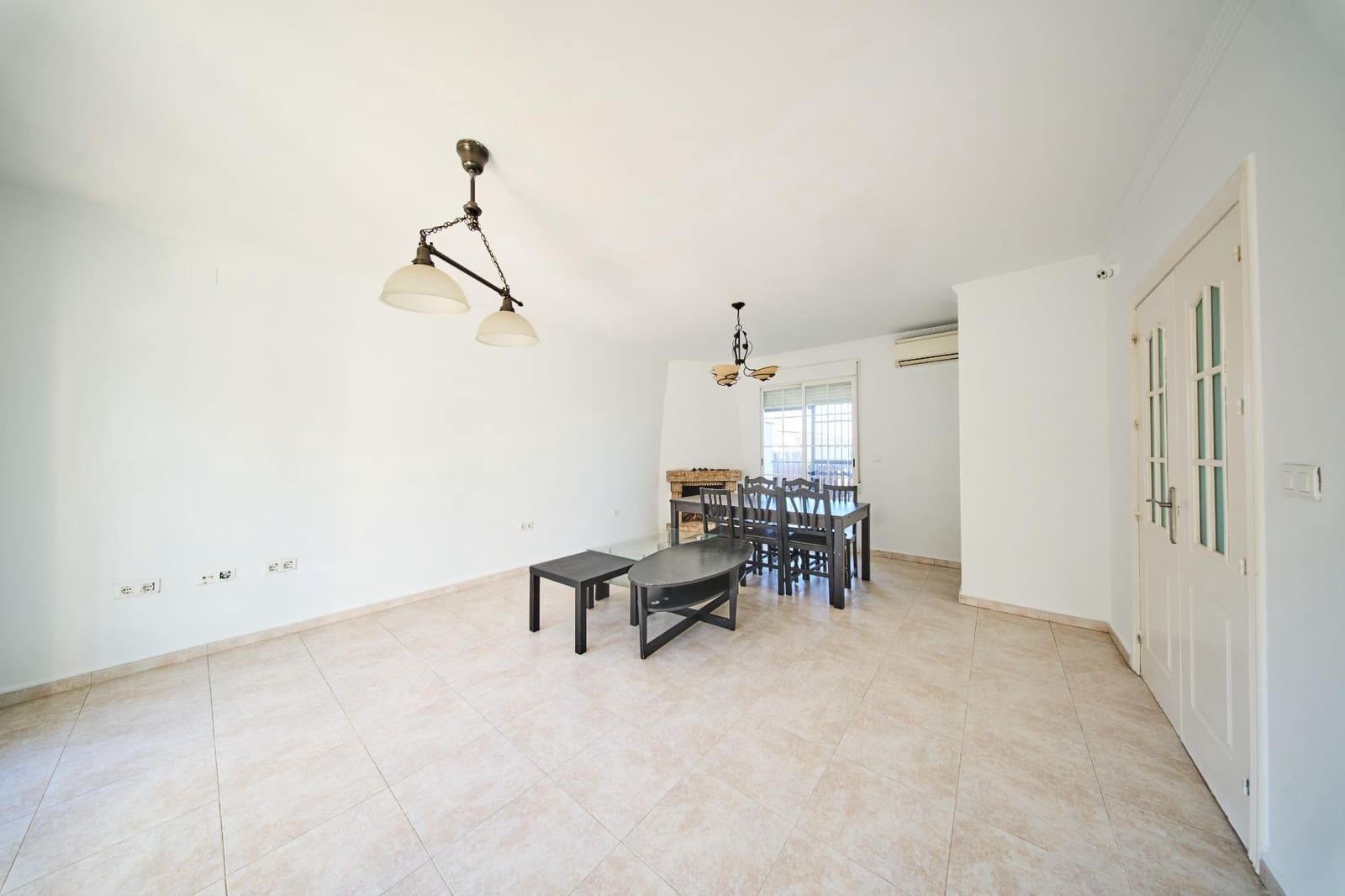 Casa de 3 habitaciones en Láchar en venta con garaje - 157.000 € (Ref: 9474329)