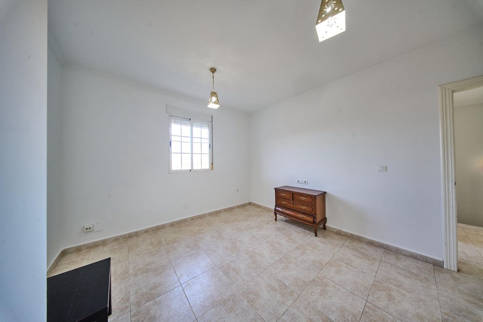 Casa de 3 habitaciones en Láchar en venta con garaje - 157.000 € (Ref: 9474329)