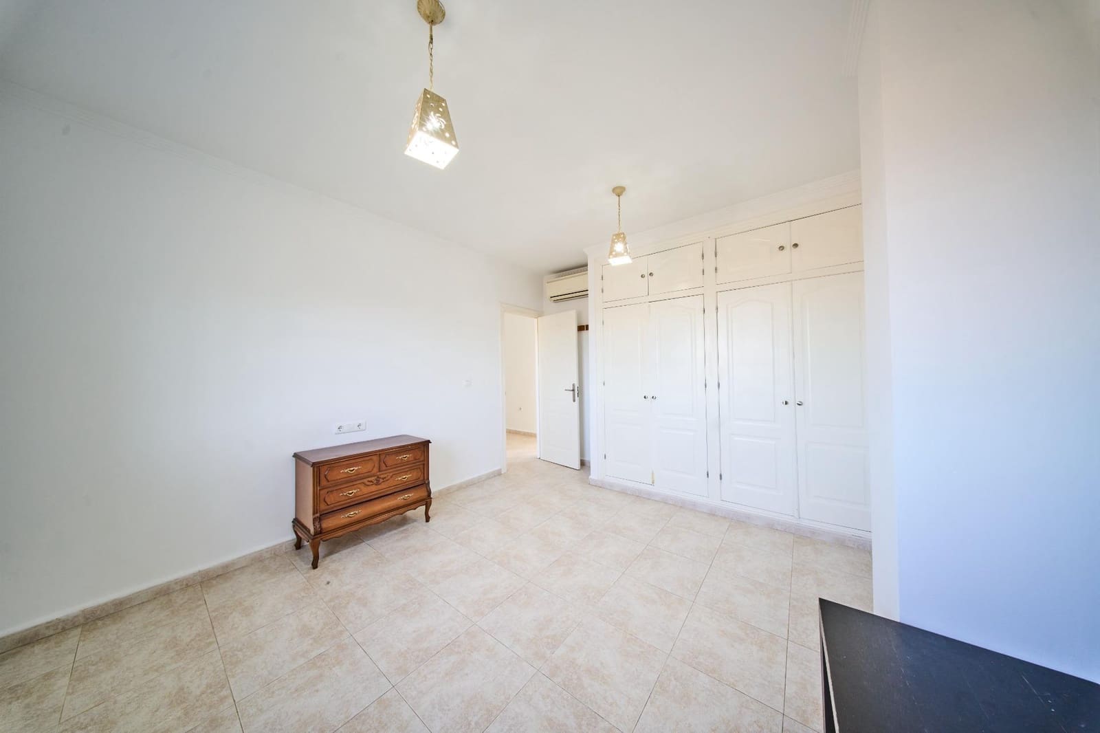 Casa de 3 habitaciones en Láchar en venta con garaje - 157.000 € (Ref: 9474329)