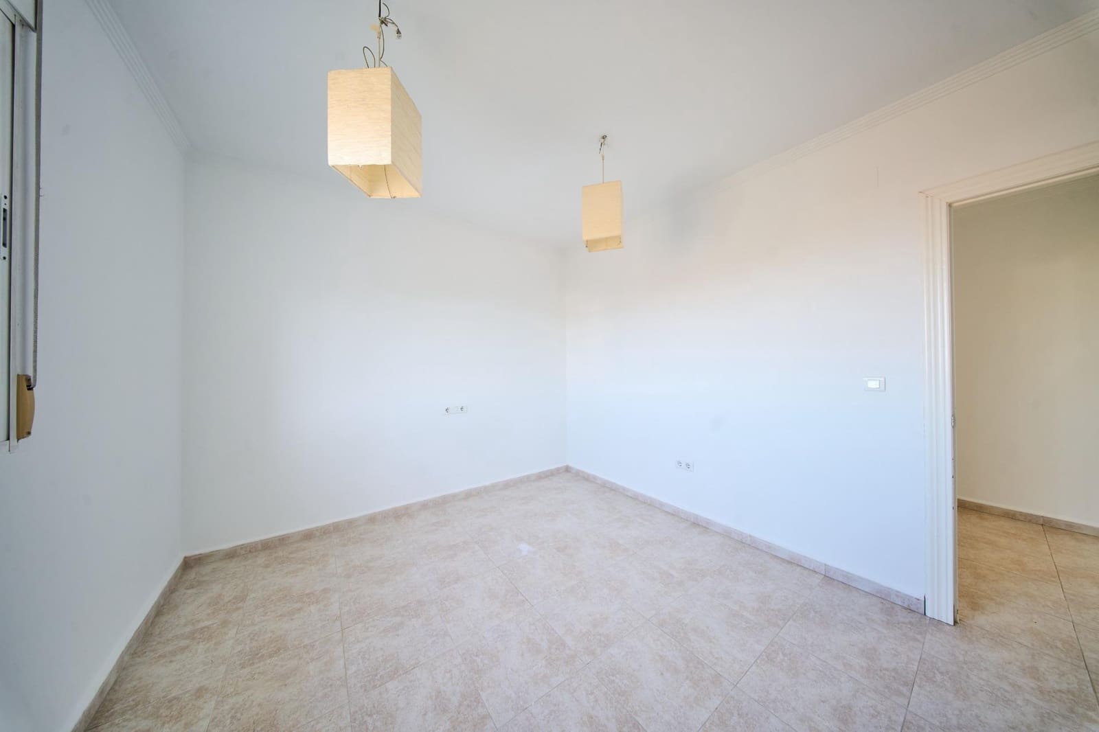 Casa de 3 habitaciones en Láchar en venta con garaje - 157.000 € (Ref: 9474329)