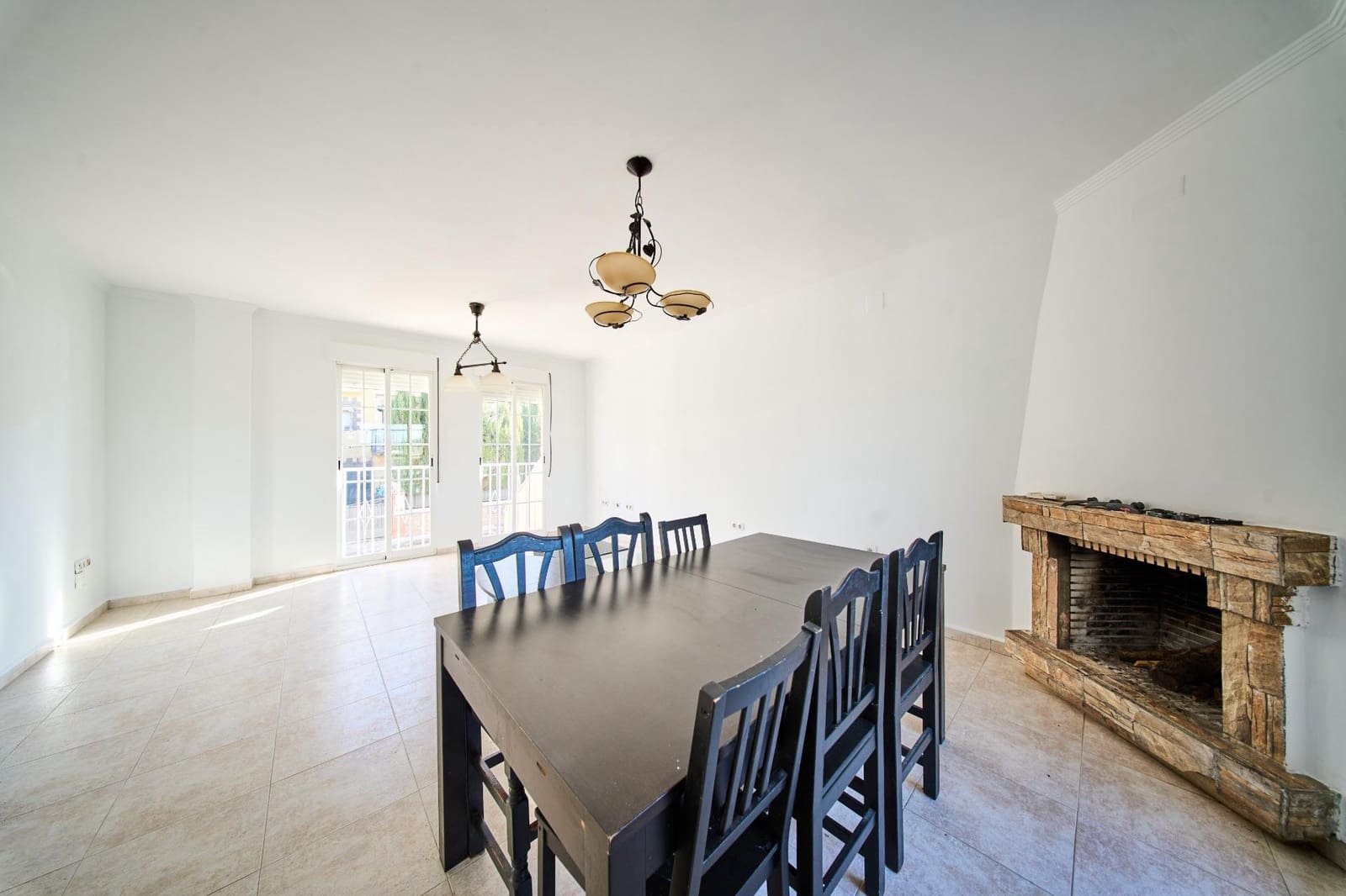 Casa de 3 habitaciones en Láchar en venta con garaje - 157.000 € (Ref: 9474329)