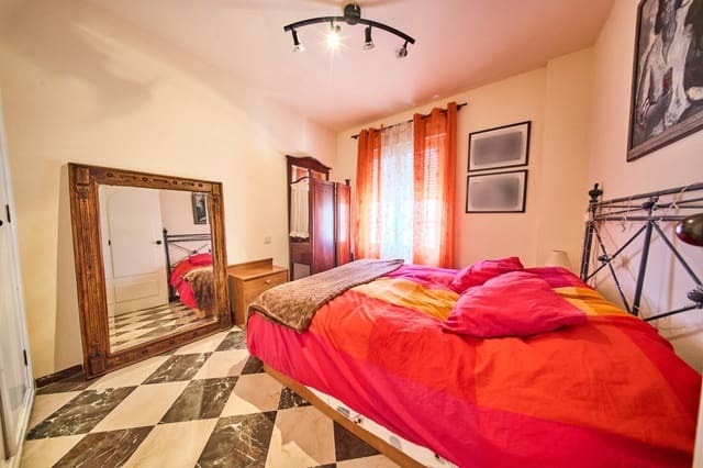 3 chambre Appartement à vendre à Cenes de la Vega avec garage - 210 000 € (Ref: 9475559)