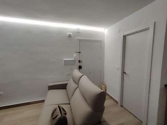 1 soverom Studio til leie i Centro - Sagrario, Granada by - € 690 (Ref: 9491631)
