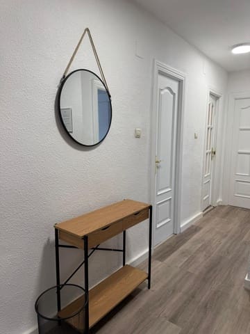 4 makuuhuone Asunto vuokrattavana paikassa Granada kaupunki mukana 
autotalli - 1 200 € (Ref: 9497558)