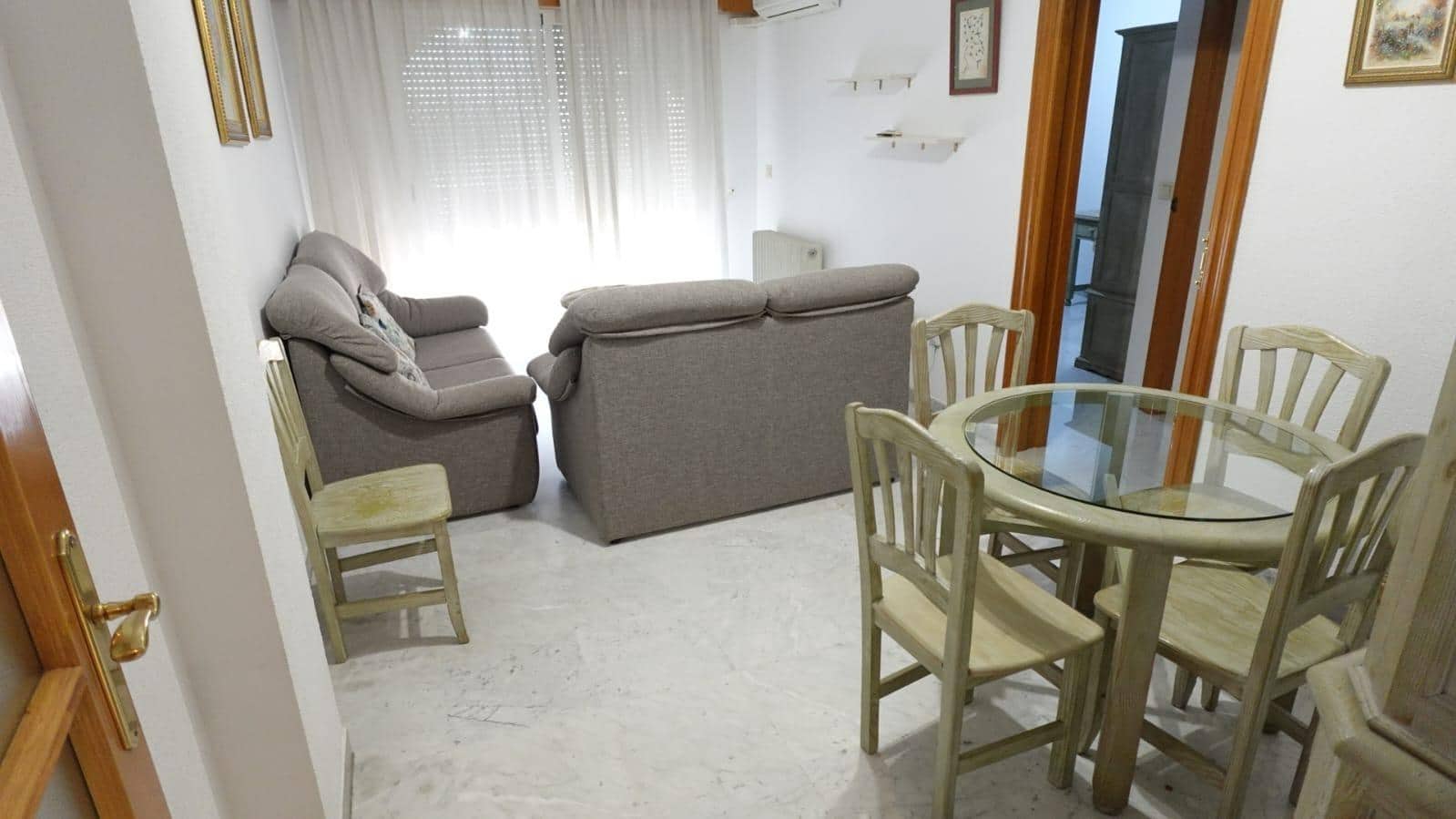 2 bedroom Flat for rent in Granada city - € 800 (Ref: 9497559)