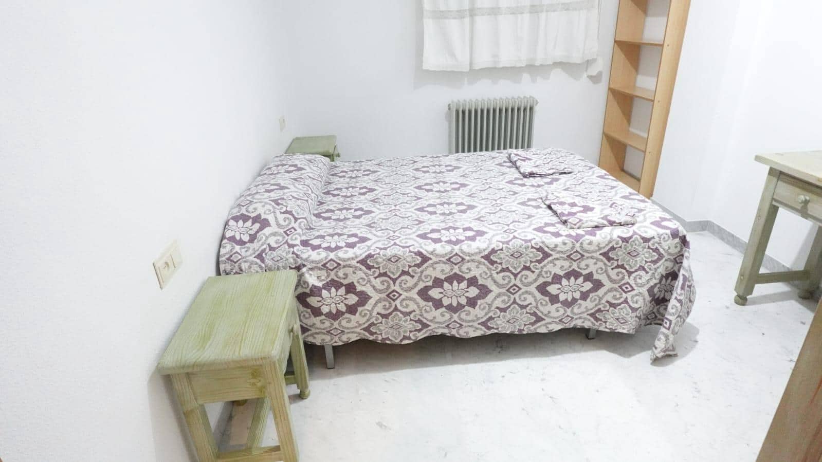 2 bedroom Flat for rent in Granada city - € 800 (Ref: 9497559)