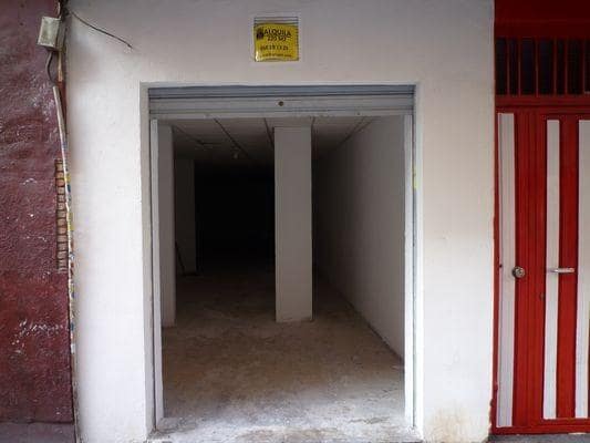 Comercial para venda em Camino de Ronda - Rosaleda, Granada cidade - 335 000 € (Ref: 9497560)