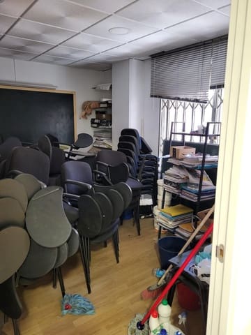 3 soveværelse Kontor til leje i Camino de Ronda - Rosaleda, Granada by - € 650 (Ref: 9497562)