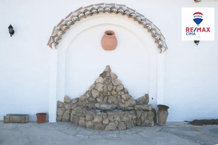 Casa de 3 habitaciones en Cortijo del Cura en venta - 110.000 € (Ref: 9504495)