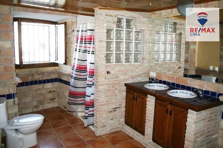 Casa de 3 habitaciones en Cortijo del Cura en venta - 110.000 € (Ref: 9504495)