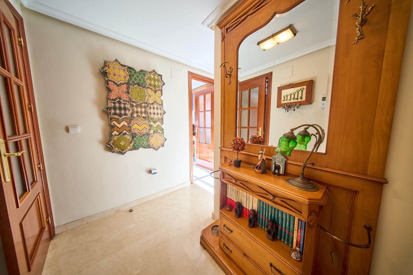 3 bedroom Flat for sale in Granada city with pool garage - € 440,000 (Ref: 9519217)