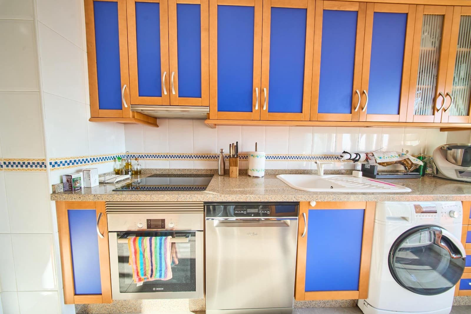 3 bedroom Flat for sale in Granada city with pool garage - € 440,000 (Ref: 9519217)