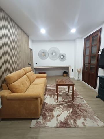 1 soverom Leilighet til leie i Centro - Sagrario, Granada by - € 820 (Ref: 9520883)