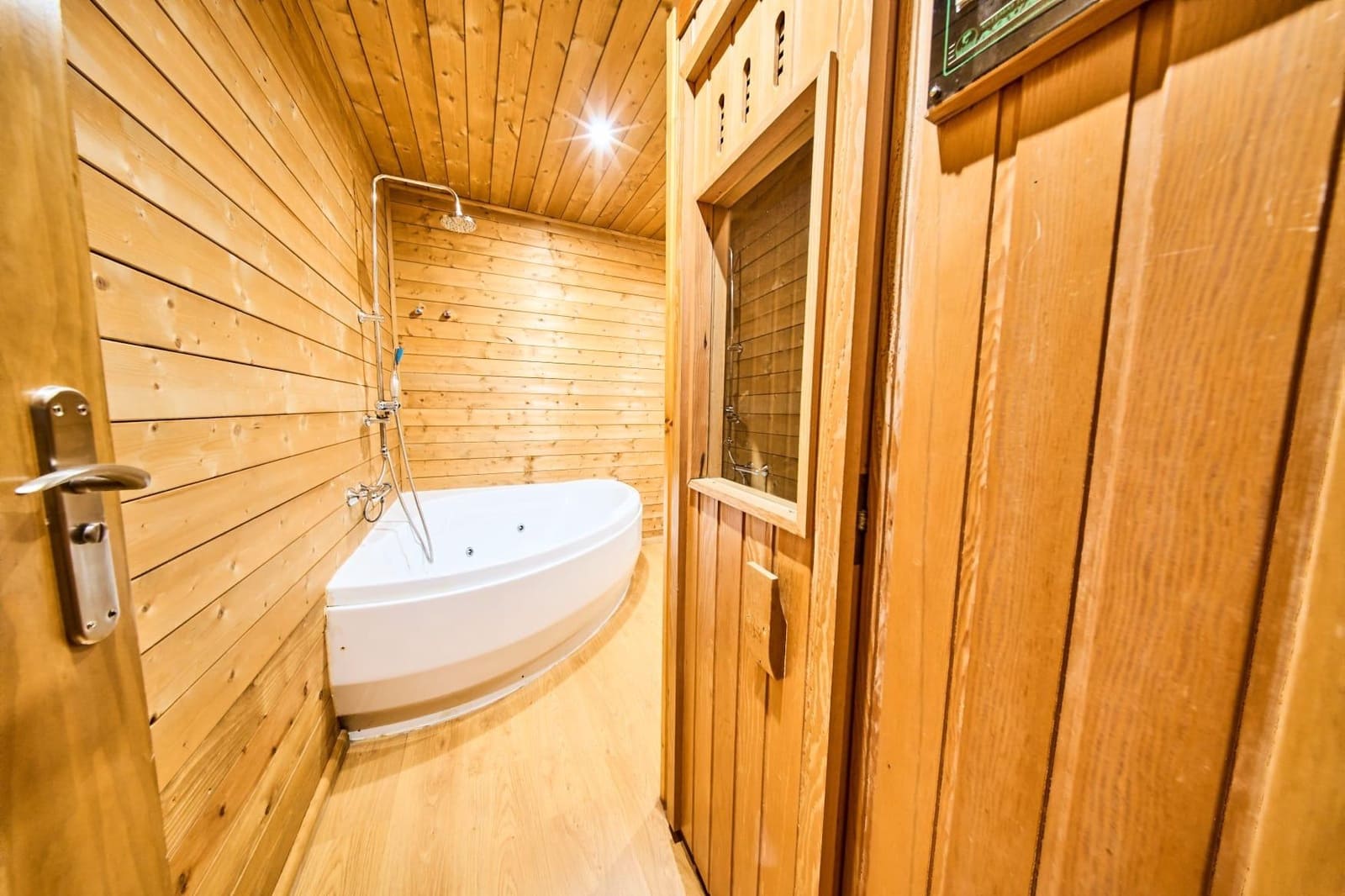 3 sypialnia Willa na sprzedaż w Sierra Nevada z garażem - 510 000 € (Ref: 9524504)