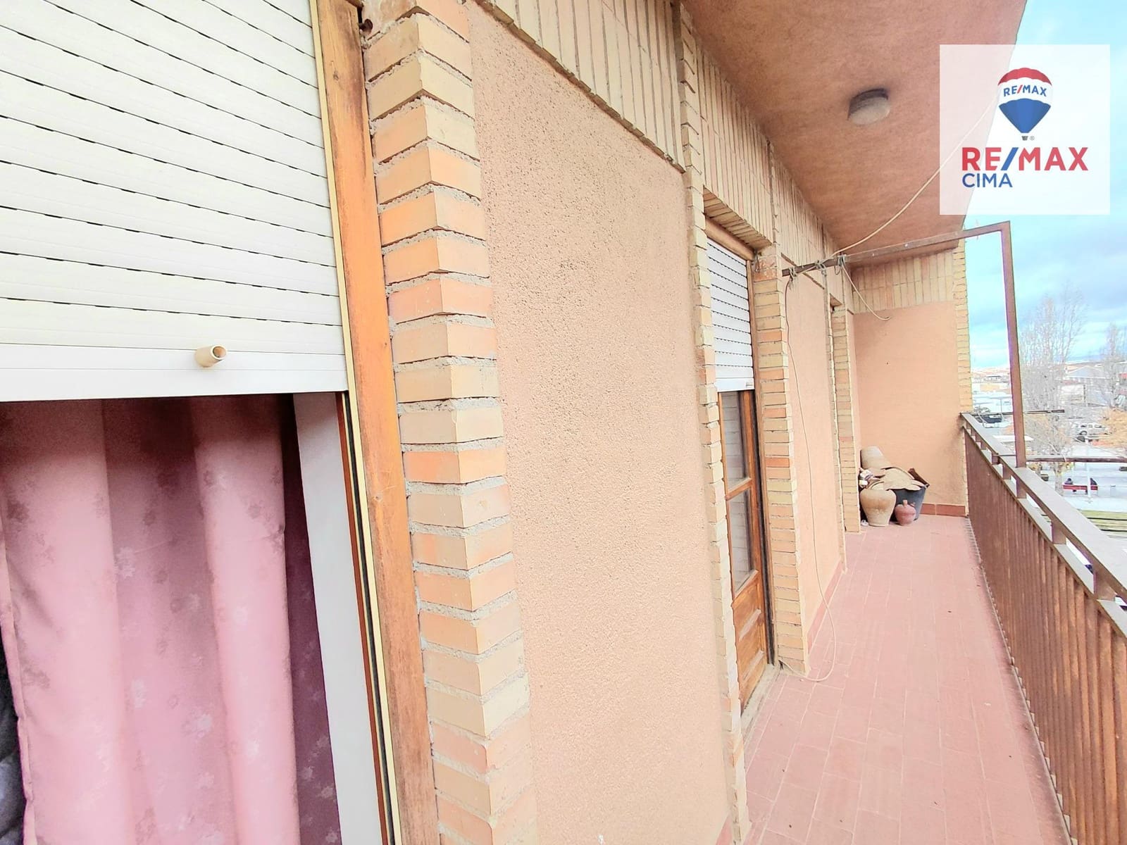 3 sovrum Lägenhet till salu i Baza - 55 000 € (Ref: 9543833)