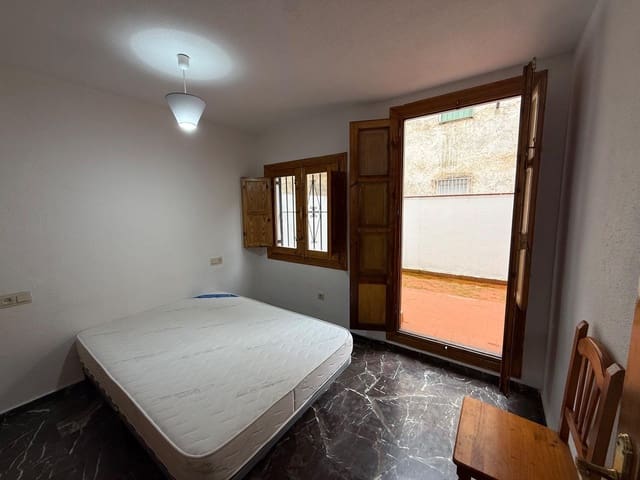 2 sovrum Lägenhet att hyra i Granada stad - 700 € (Ref: 9548435)
