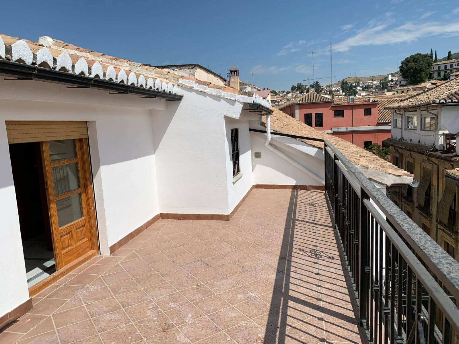 2 Zimmer Penthouse zu vermieten in Granada Stadt - 800 € (Ref: 9551906)