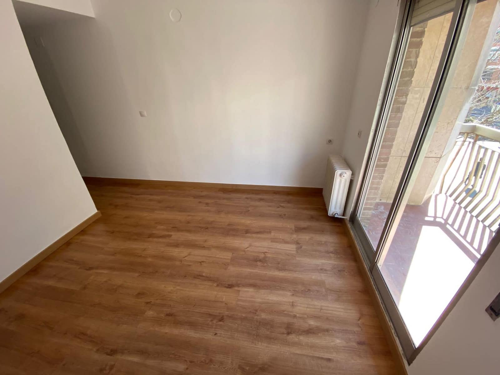 Büro zu vermieten in Granada Stadt - 400 € (Ref: 9551907)