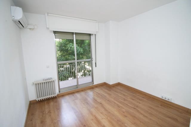 Toimisto vuokrattavana paikassa Centro, Granada kaupunki - 390 € (Ref: 9551907)