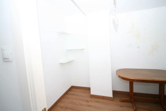 Toimisto vuokrattavana paikassa Centro, Granada kaupunki - 390 € (Ref: 9551907)