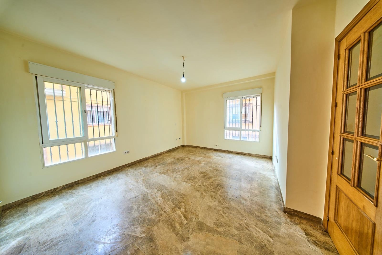 1 sovrum Lägenhet till salu i Armilla med garage - 138 000 € (Ref: 9556062)