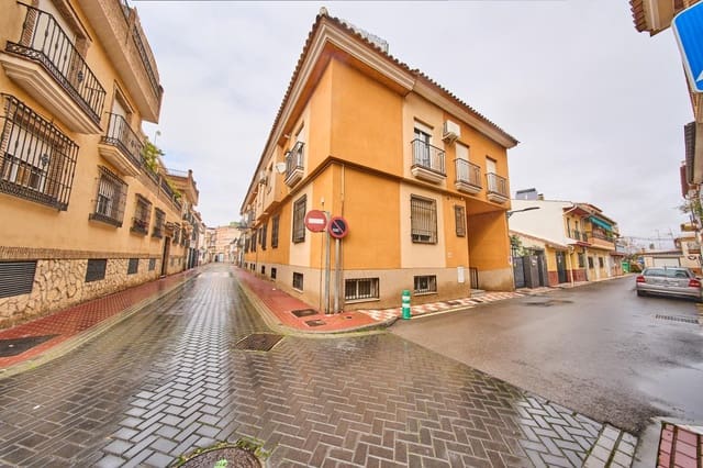 1 sovrum Lägenhet till salu i Armilla med garage - 136 000 € (Ref: 9556062)