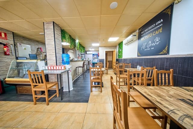 Företag att hyra i Las Gabias - 700 € (Ref: 9565424)