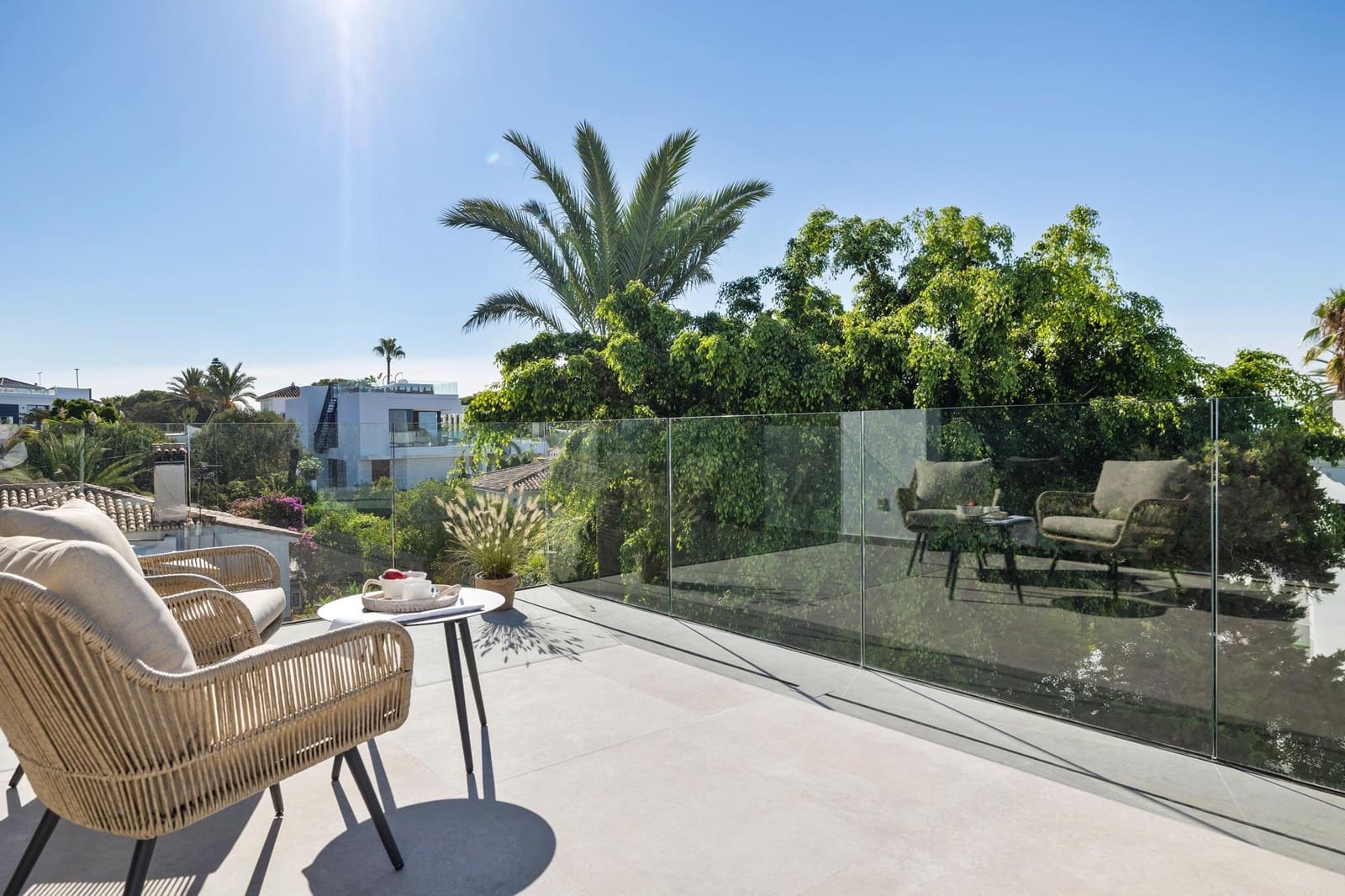 5 bedroom Villa for sale in Marbella with pool garage - € 3,350,000 (Ref: 9565425)