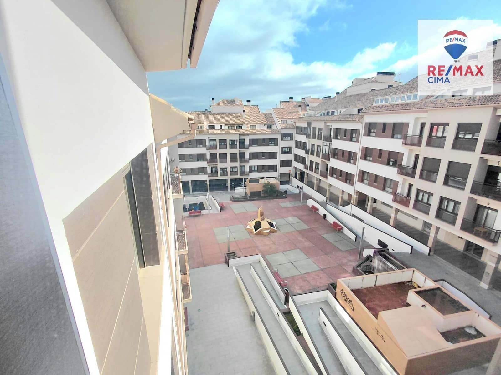 3 slaapkamer Flat te koop in Baza - € 180.000 (Ref: 9569014)