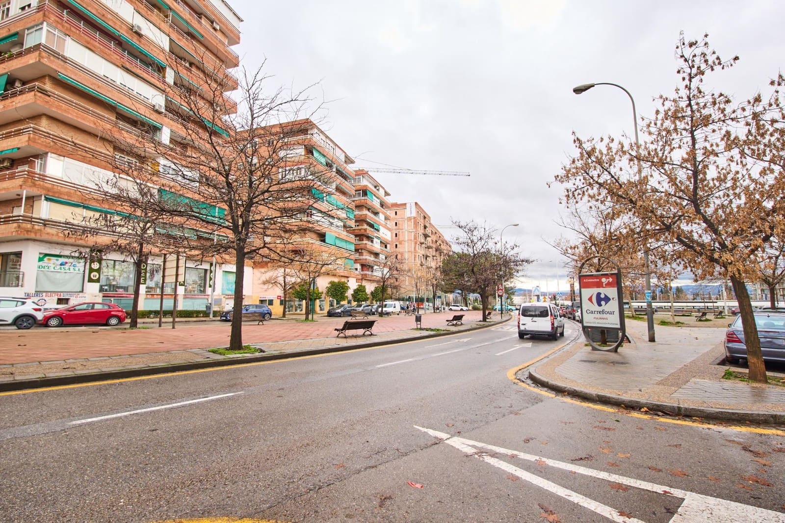 4 slaapkamer Flat te koop in Granada stad - € 210.000 (Ref: 9571391)