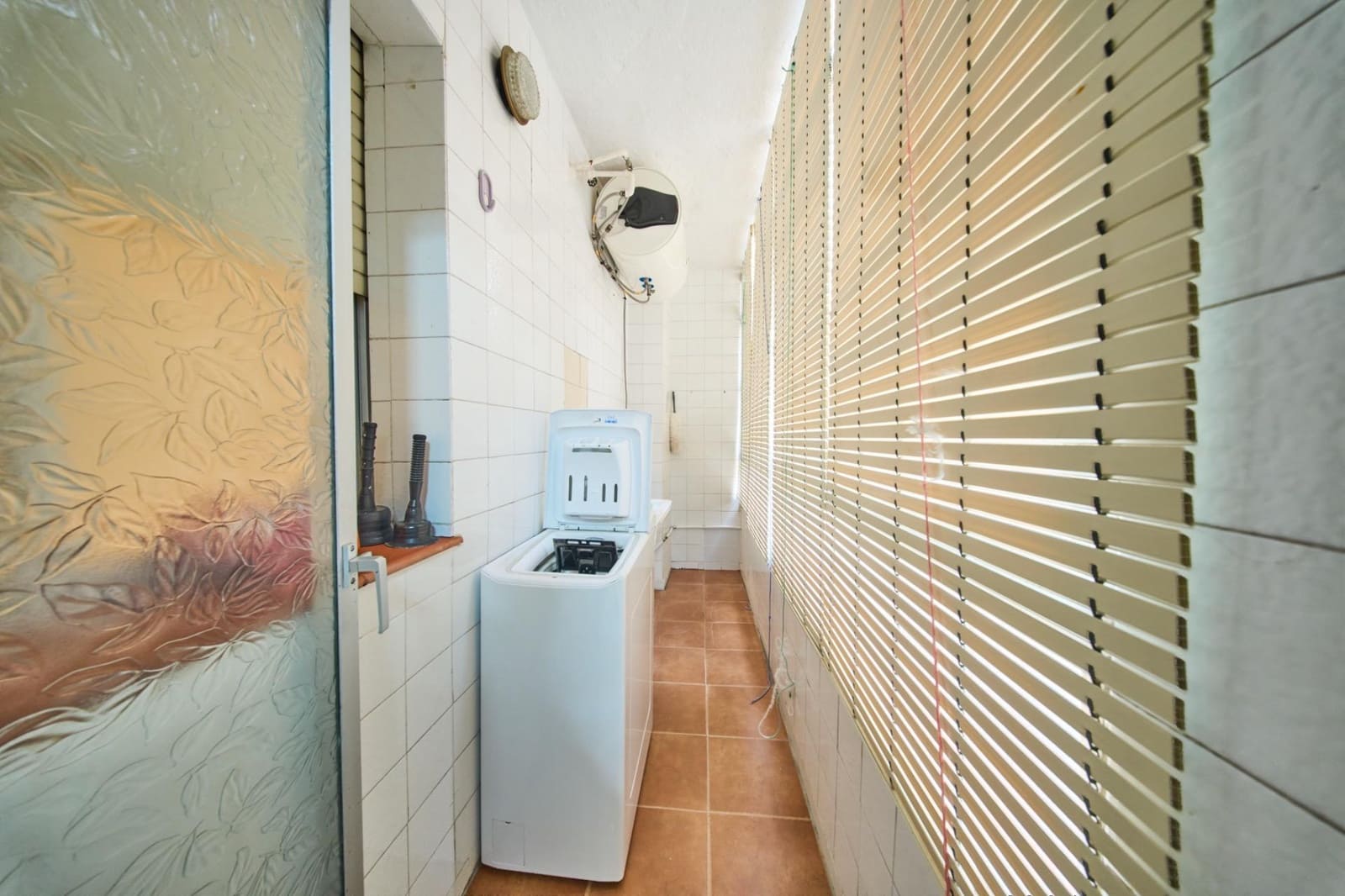 4 bedroom Flat for sale in Orgiva - € 99,900 (Ref: 9574802)