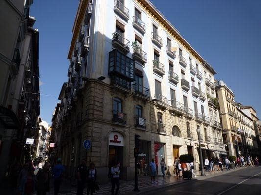 2 soveværelse Lejlighed til leje i Granada by - € 1.300 (Ref: 9574803)