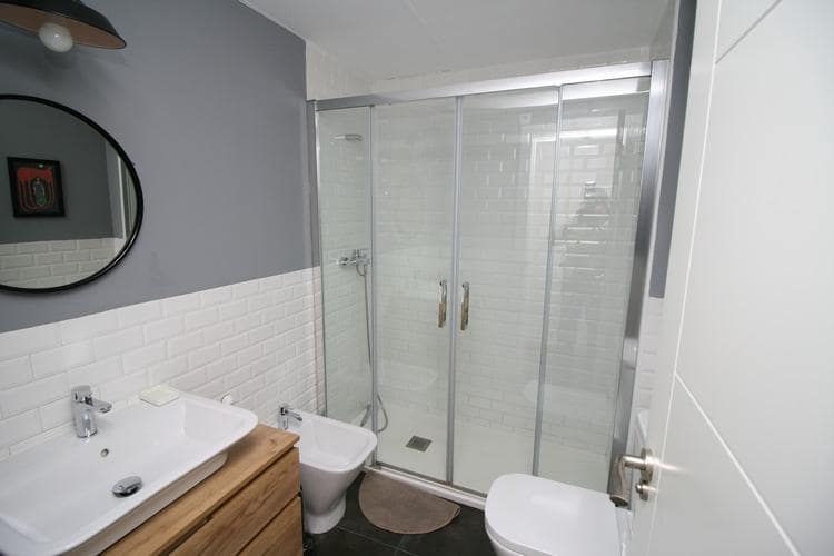 2 soveværelse Lejlighed til leje i Granada by - € 950 (Ref: 9574804)