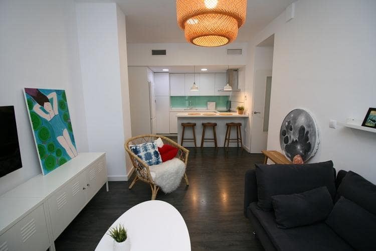 2 soveværelse Lejlighed til leje i Granada by - € 950 (Ref: 9574804)