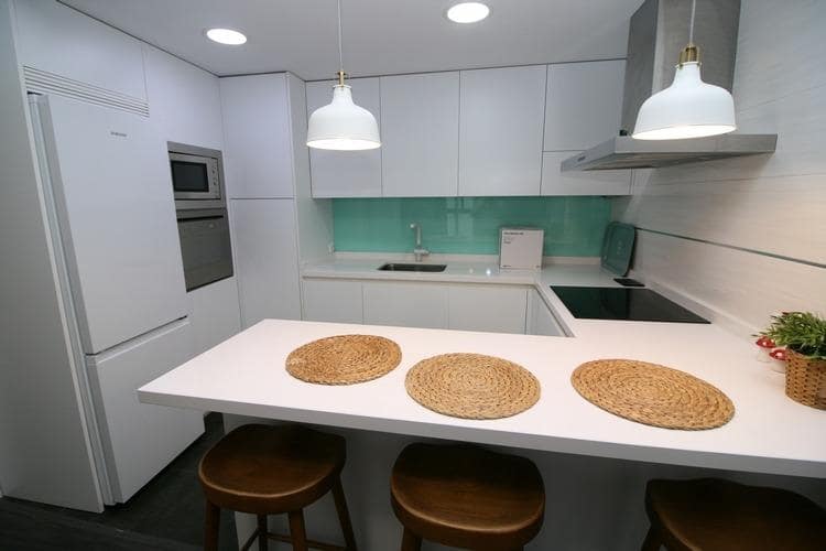 2 soveværelse Lejlighed til leje i Granada by - € 950 (Ref: 9574804)