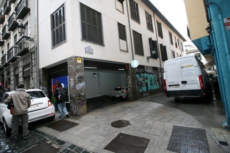 2 bedroom Flat for rent in Granada city - € 950 (Ref: 9574804)